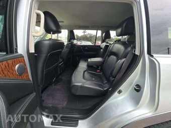 2019 Nissan Armada SL – miniatura 13