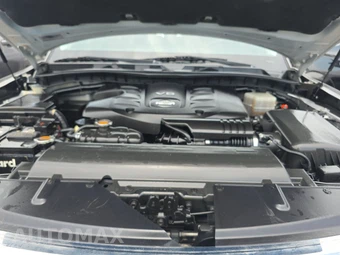 2019 Nissan Armada SV – miniatura 16