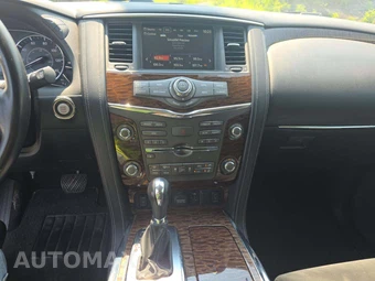 2019 Nissan Armada SV - miniatura 10