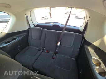 2019 Nissan Armada SV - miniatura 14