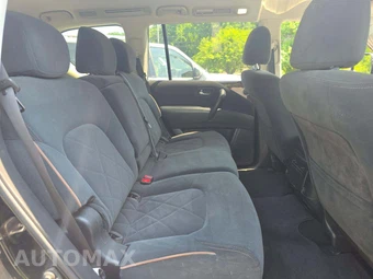 2019 Nissan Armada SV - miniatura 17