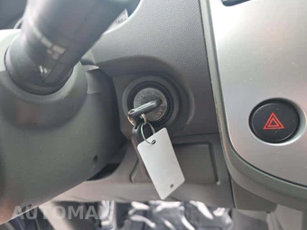 2019 Nissan Frontier Desert Runner Crew Cab Medium Bed – miniatura 5