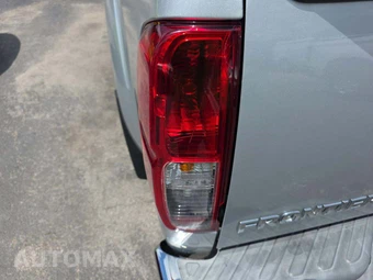 2019 Nissan Frontier SV Crew Cab Medium Bed - miniatura 23