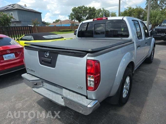 2019 Nissan Frontier SV Crew Cab Medium Bed - miniatura 3