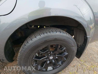 2019 Nissan Frontier SV Crew Cab Medium Bed - miniatura 18