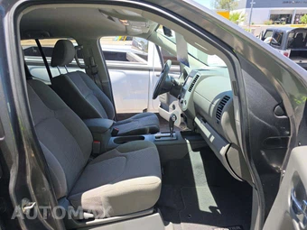2019 Nissan Frontier SV Crew Cab Medium Bed – miniatura 18