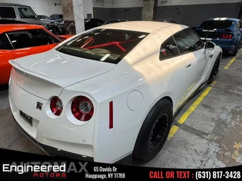 2019 Nissan GT-R Premium - miniatura 10