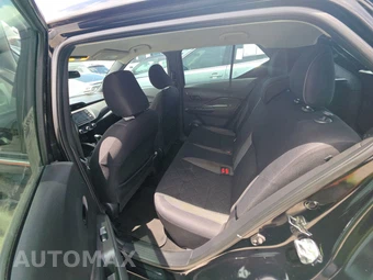 2019 Nissan Kicks S – miniatura 13