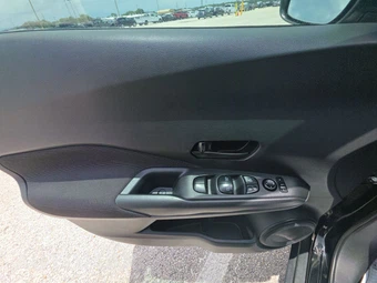 2019 Nissan Kicks S – miniatura 9