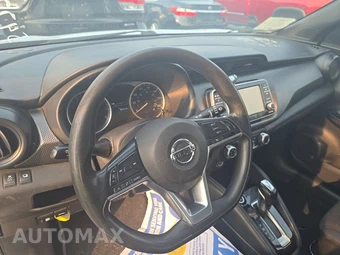 2019 Nissan Kicks S – miniatura 11