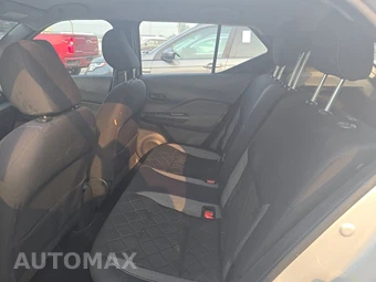 2019 Nissan Kicks S – miniatura 13