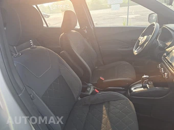 2019 Nissan Kicks S – miniatura 8