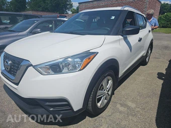 2019 Nissan Kicks S