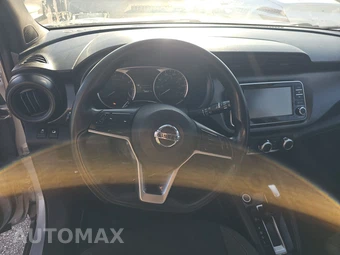 2019 Nissan Kicks S – miniatura 10
