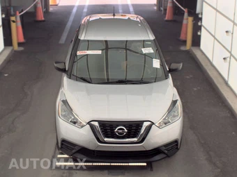 2019 Nissan Kicks S – miniatura 2