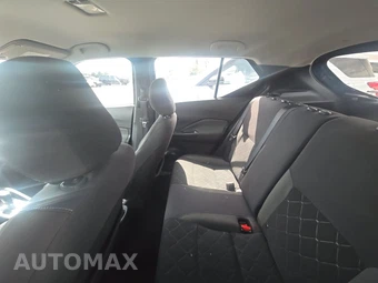 2019 Nissan Kicks S - miniatura 13