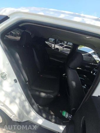 2019 Nissan Kicks S – miniatura 16