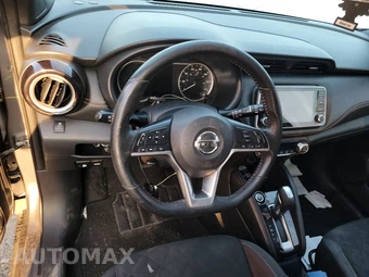 2019 Nissan Kicks SR – miniatura 10