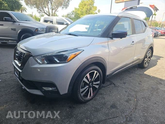 2019 Nissan Kicks SR