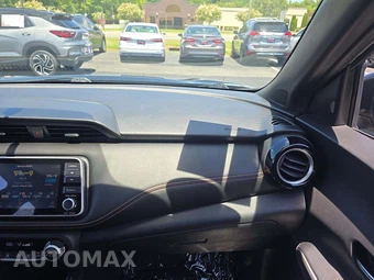 2019 Nissan Kicks SR – miniatura 19