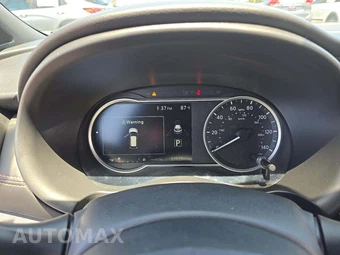 2019 Nissan Kicks SR – miniatura 9