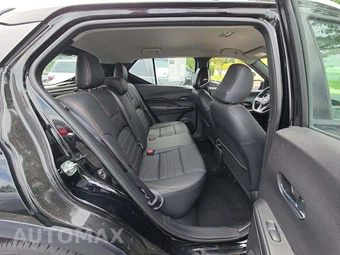 2019 Nissan Kicks SR - miniatura 16