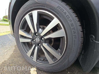 2019 Nissan Kicks SR - miniatura 23