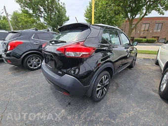 2019 Nissan Kicks SR - miniatura 3