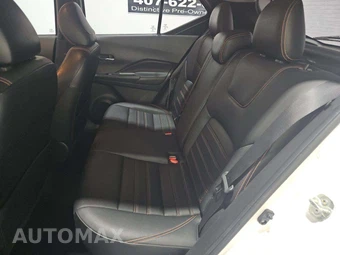 2019 Nissan Kicks SR – miniatura 7