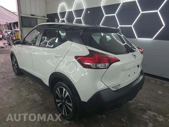 2019 Nissan Kicks SV – miniatura 2