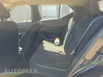 2019 Nissan Kicks SV – miniatura 13