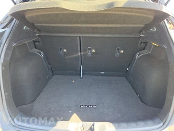 2019 Nissan Kicks SV – miniatura 17