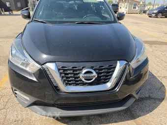 2019 Nissan Kicks SV – miniatura 2