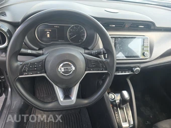 2019 Nissan Kicks SV - miniatura 11