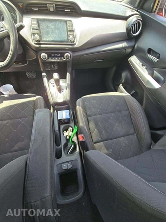 2019 Nissan Kicks SV – miniatura 10
