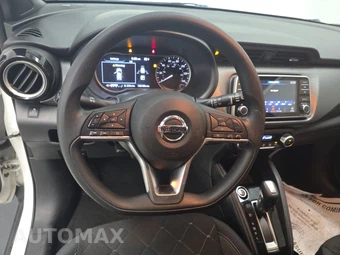 2019 Nissan Kicks SV – miniatura 10