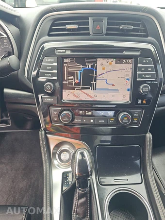 2019 Nissan Maxima Platinum – miniatura 11