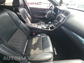 2019 Nissan Maxima SR – miniatura 8