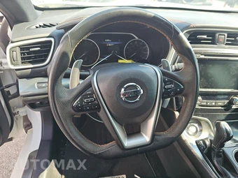 2019 Nissan Maxima SR – miniatura 10