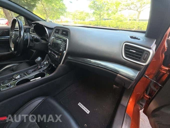 2019 Nissan Maxima SR - miniatura 16