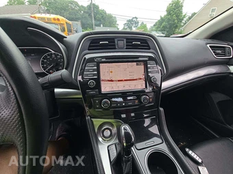 2019 Nissan Maxima SV – miniatura 10