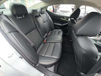 2019 Nissan Maxima SV – miniatura 16