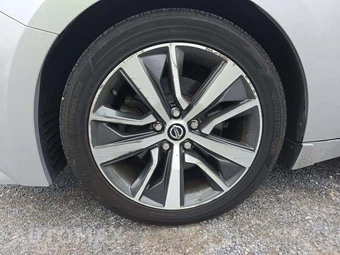2019 Nissan Maxima SV – miniatura 21