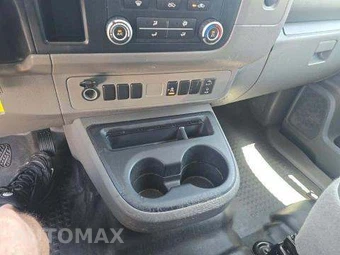 2019 Nissan NV1500 Cargo SV 146.1" WB - miniatura 12