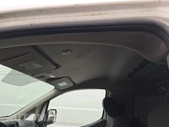 2019 Nissan NV200 Compact Cargo S 115.2" WB - miniatura 17