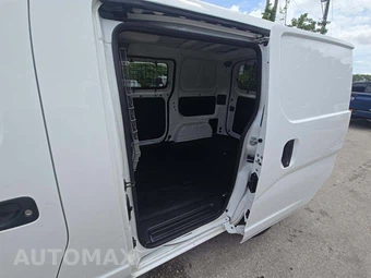 2019 Nissan NV200 Compact Cargo S 115.2" WB - miniatura 10