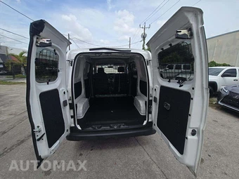 2019 Nissan NV200 Compact Cargo S 115.2" WB - miniatura 11