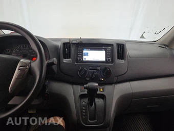 2019 Nissan NV200 Compact Cargo SV 115.2" WB - miniatura 11