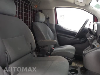 2019 Nissan NV200 Compact Cargo SV 115.2" WB - miniatura 8
