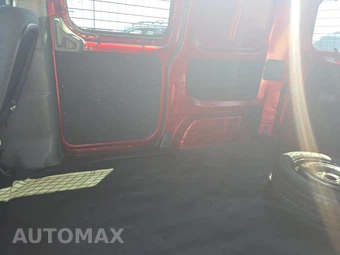 2019 Nissan NV200 Compact Cargo SV 115.2" WB - miniatura 13